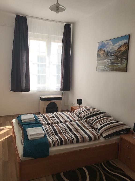 Appartamento Éva Apartman Miskolc Esterno foto