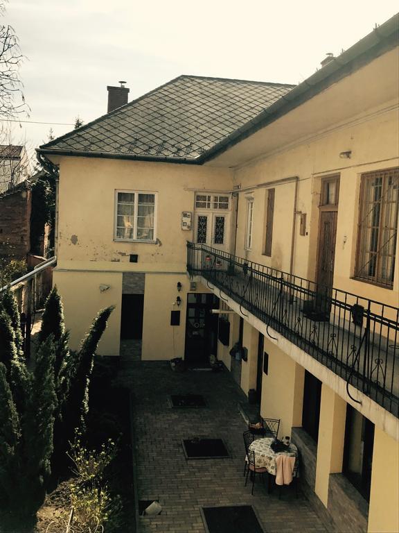 Appartamento Éva Apartman Miskolc Esterno foto